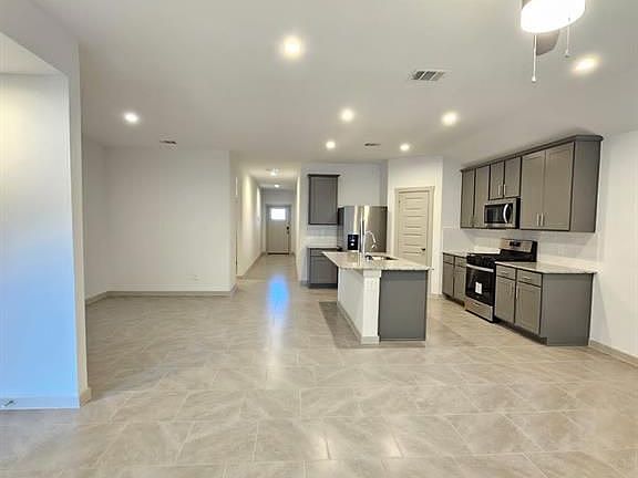 5th image of 4931 Pine Haven Ln