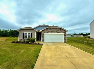 113 Tally Meadow Ct, Lexington, NC 27295