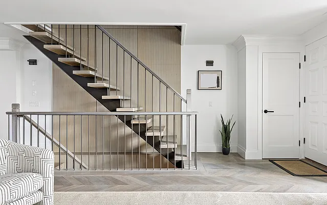 Sold by Compass | media 5