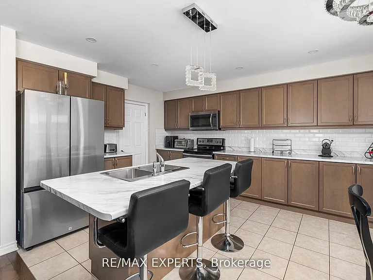 56 Donlamont Cir — Photo 21