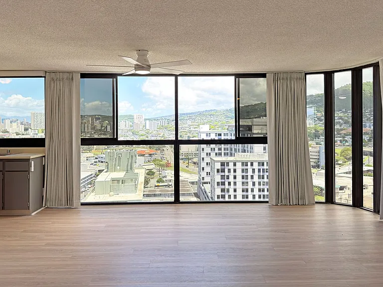 2724 Kahoaloha Ln #2007 — Photo 6