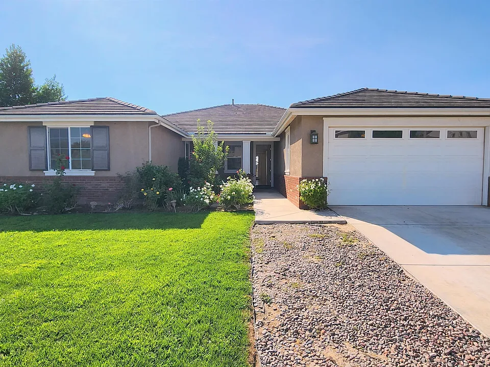 8387 Fall Creek Dr