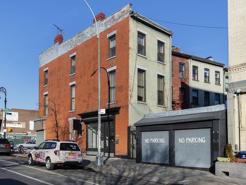 Building Photo 3