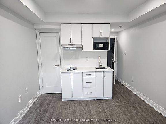 5th image of 57 Phillip Ave