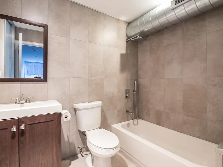 1444 N 7th St #2 — Photo 9