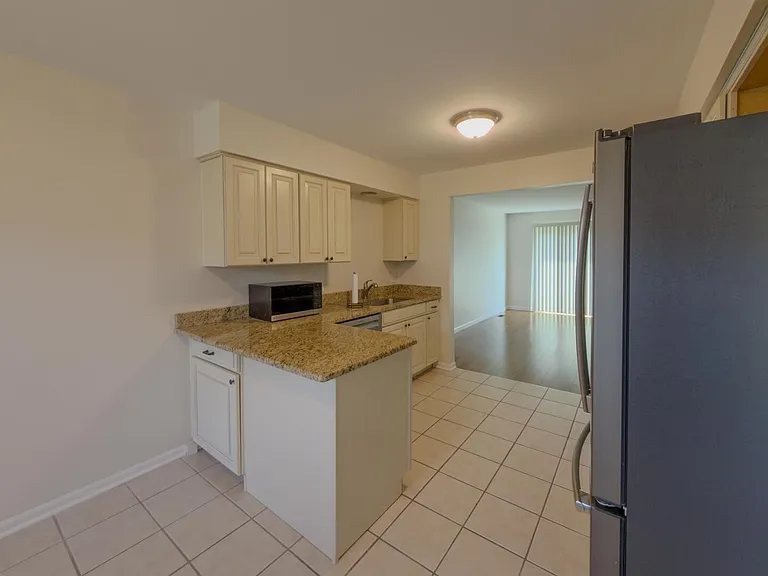 11575 Lynhurst Dr — Photo 5