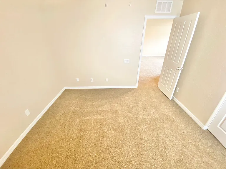2341 Rue Royale St — Photo 10
