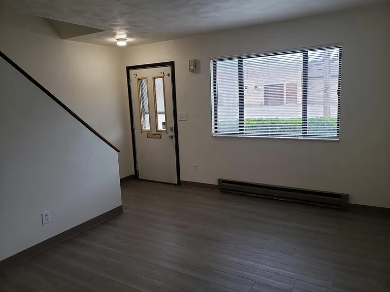 800 Penn Ave — Photo 6