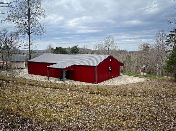 150 Oak Ln