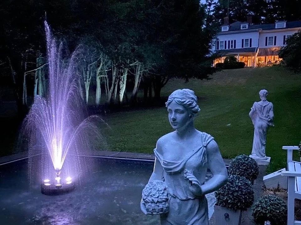 1st image of 497 Holmes Rd