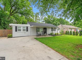 3908 Elmwood Dr, Alexandria, VA 22303