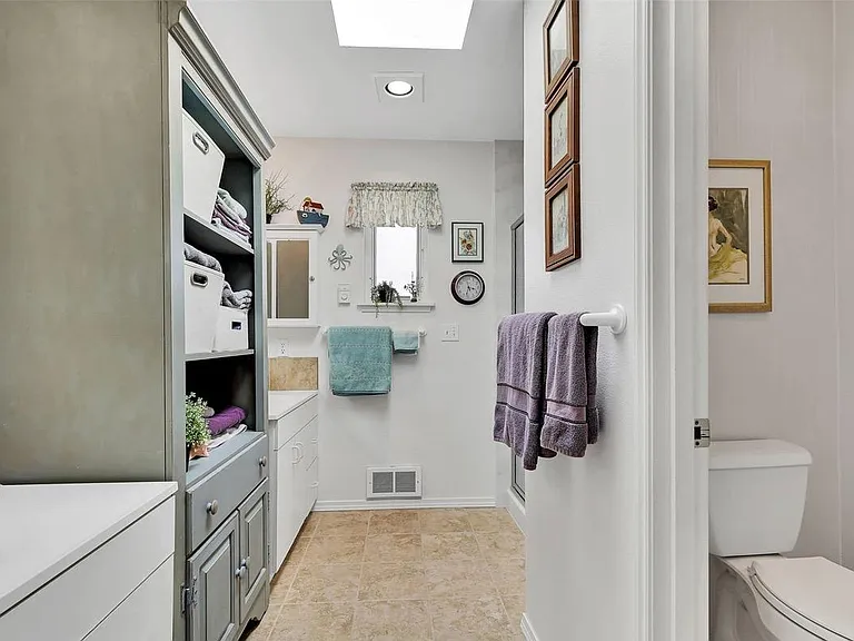1486 SE Camano Dr — Photo 17
