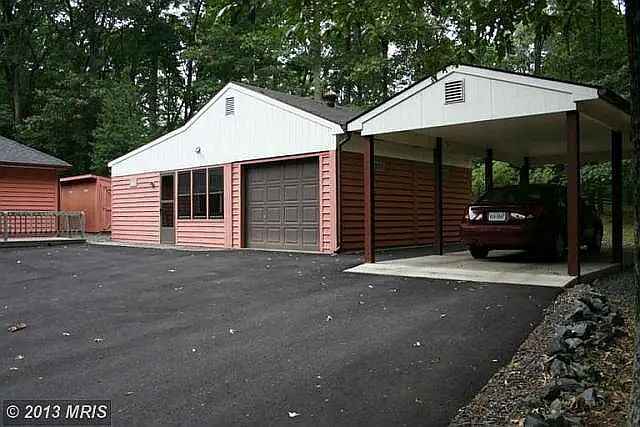 1st image of 425 Ashlawn Dr
