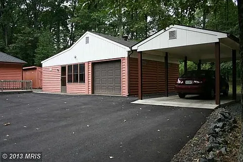 425 Ashlawn Dr Photo 1