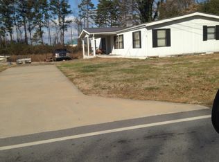 2564 S Waterworks Rd, Buford, GA 30518