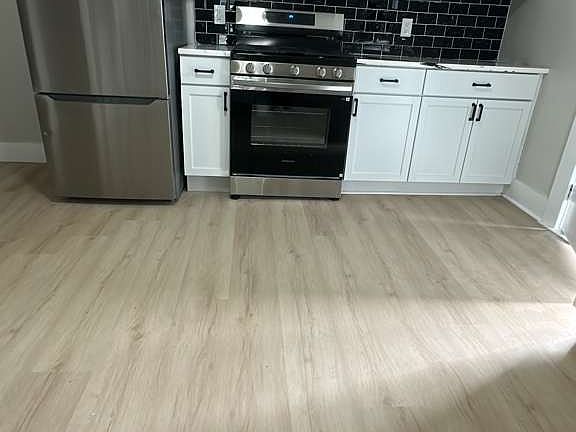 4th image of 37 Emory St