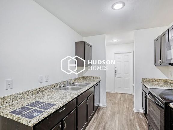 5th image of 1205 Booker St