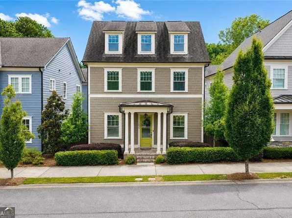 1884 Pointe Place Ave, Dunwoody, GA 30338