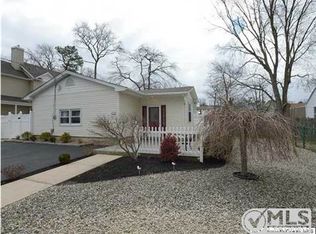 182 Cleveland Ct, Brick, NJ 08724