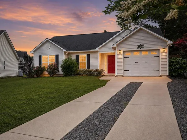 4952 Montserrat Drive, Southport, NC 28461