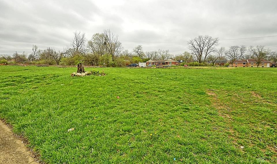 2nd image of 3644 Karwin Dr #3638