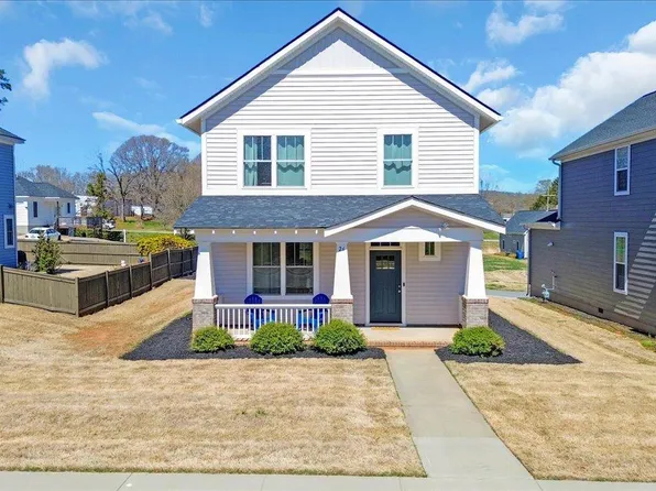 26 Arrington Ave, Greenville, SC 29617