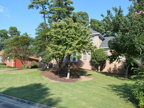 3rd image of 1720 Hickory Lake Dr