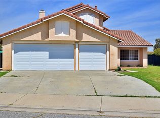 844 Daybreak Ct, San Jacinto, CA 92582