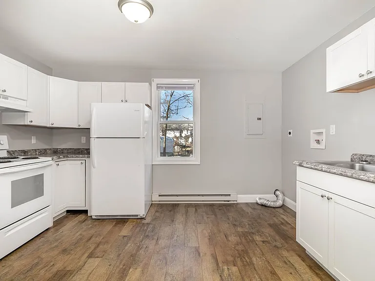 1800 Lehman St — Photo 20