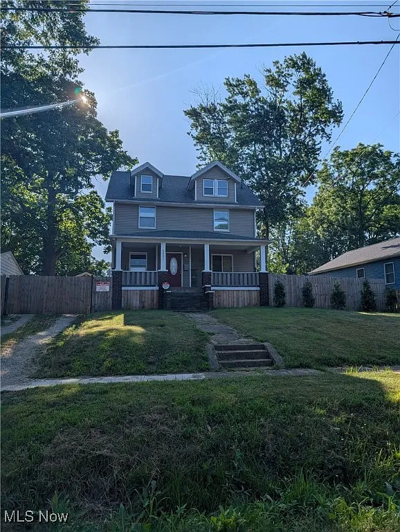 2031 Germaine St photo 1