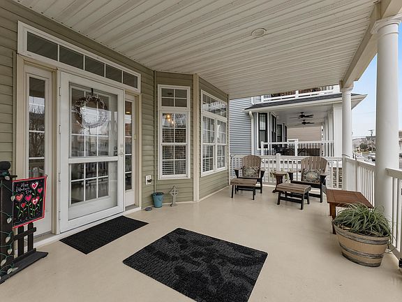 4th image of 1416 Haven Ave #A