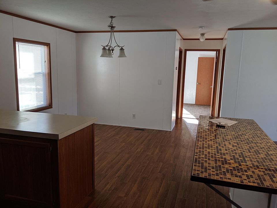 1st image of 4844 Aspen St #88