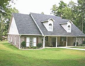 2nd image of 1695 Spencer Cir