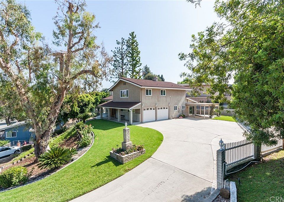 1st image of 15236 Las Flores Ave