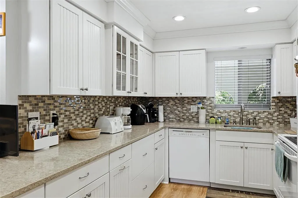 2 bed, 2.0 bath, 1164 sqft, $2,495 — Photo 4