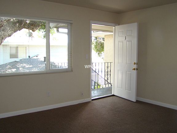 5th image of 611 Bryan Ave APT 3