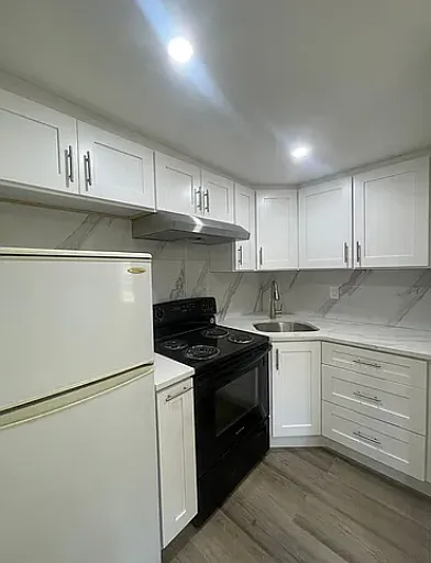 122 Albatross Rd #4 — Photo 1