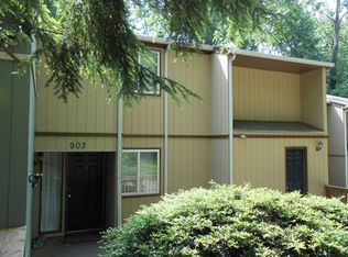 903 E Franklin St, Chapel Hill, NC 27514