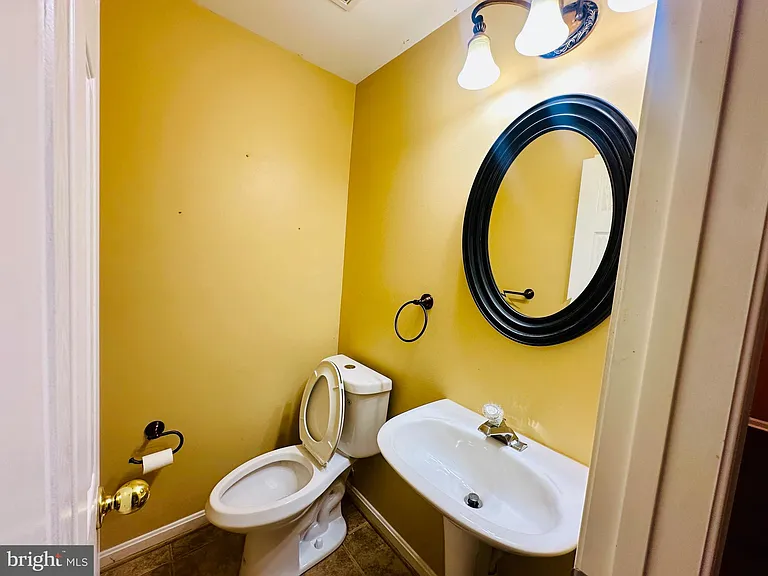 4719 Ashforth Way — Photo 6