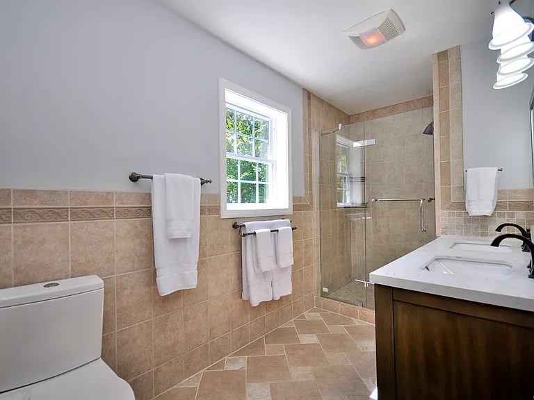 100 Ford Ln — Photo 15