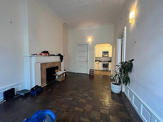 3rd image of 66 W 85th St APT 2A