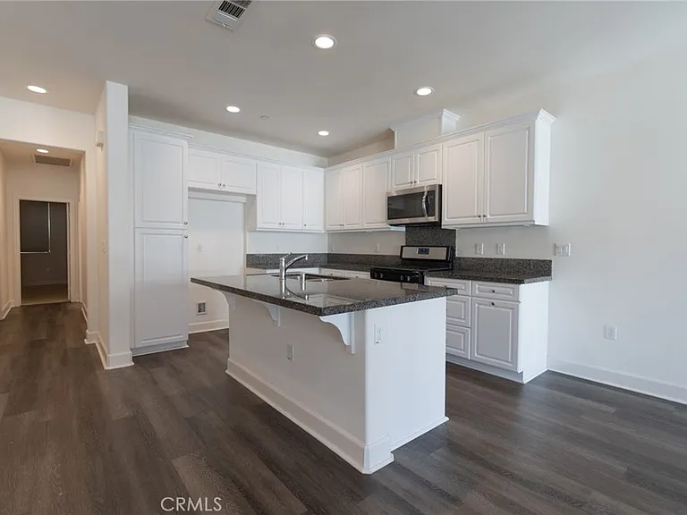 3120 E Yountville Dr #5 — Photo 2