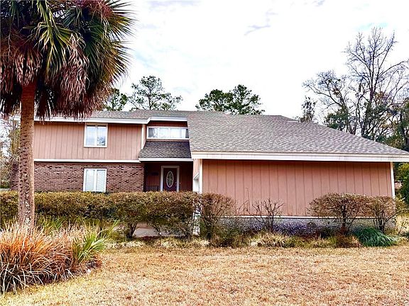 5th image of 121 Riverwood Rd