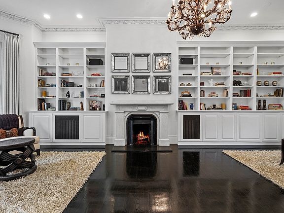 3rd image of 68 W Rutland Sq
