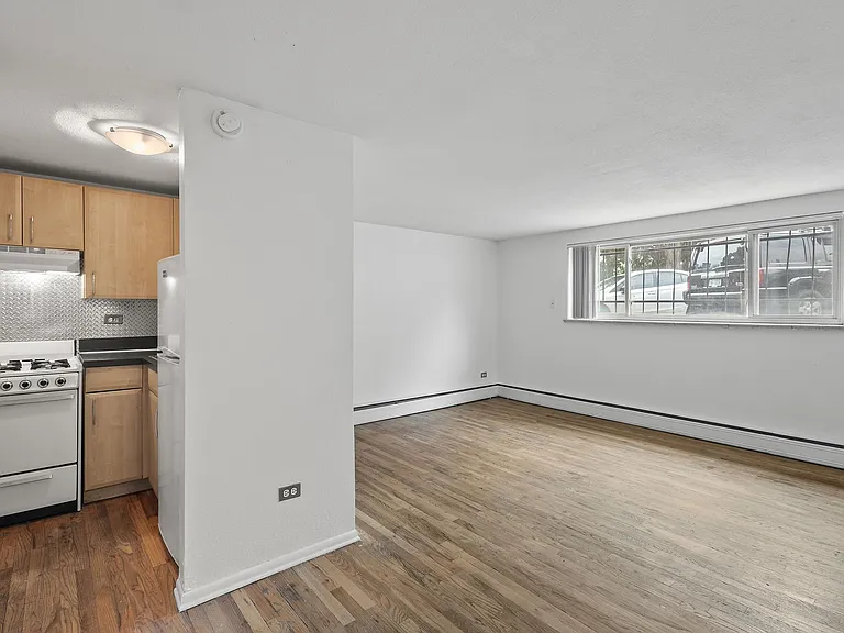 Aperture Apartments — Photo 36