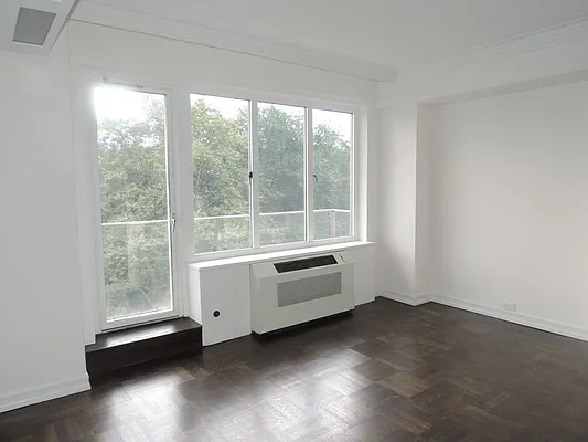 Rented by essential NEW YORK Real Estate | media 17