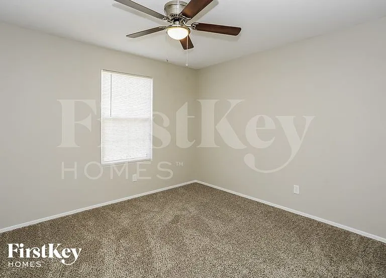 4056 Little Bay Ave — Photo 10