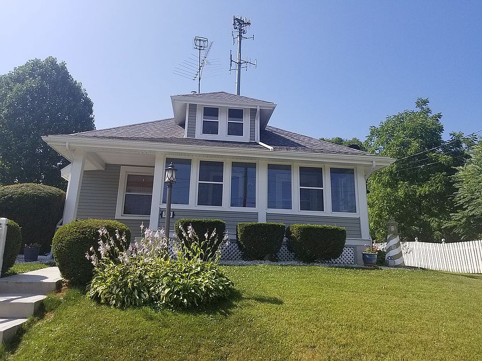 1st image of 3560 Pine St NW