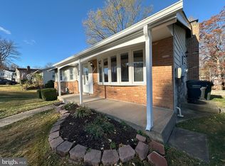 13232 Sturbridge Rd, Woodbridge, VA 22192