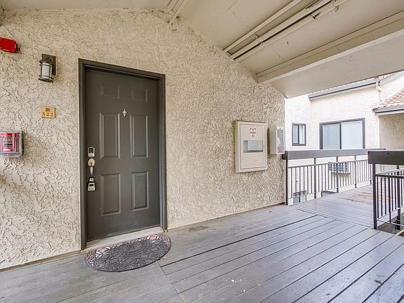 5th image of 880 E Fremont Ave APT 322